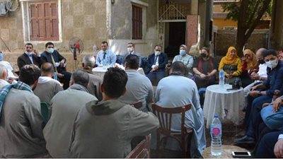 وفد التخطيط يعقد جلسات تشاورية مع أهالي قرى مركز ساحل سليم