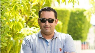 مدير الكرة بالشرطة يفاضل بين أكثر من عرض تدريبي