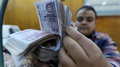 منذ 2010 وحتى اليوم.. كيف صعد الحد الأدنى للمعاشات في مصر | فيديو