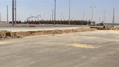 بعد قرار نقل المعارض إليها.. جولة من داخل مدينة السيارات بالسخنة | فيديو وصور