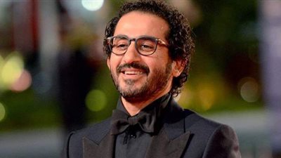 أحمد حلمي يهنئ تركي آل شيخ على روايته الأولى «تشيللو»