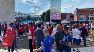 يورو 2020.. جماهير تركيا تشعل شوارع إيطاليا
