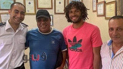 النني يستغل إجازته لتجديد رخص القيادة بمرور المحلة | صور