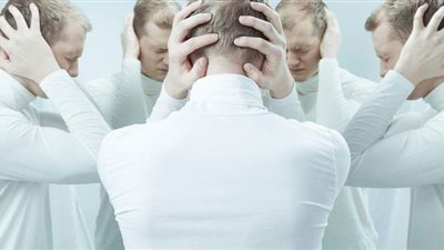 تعرف على مرض الشيزوفرينيا.. الأسباب والأعراض وطرق العلاج