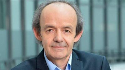 آبل تعين الرئيس التنفيذي لبي إم دبليو بمشروع سيارتها الكهربائية