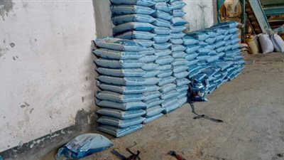ضبط مصنعين للأعلاف بدون ترخيص والتحفظ على 6.4 طن بالدقهلية