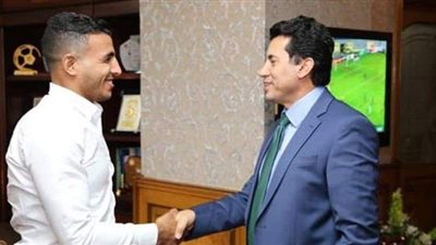 وزير الرياضة يحفز كيشو قبل مباراته في بطولة التصنيف العالمي للمصارعة ببولندا