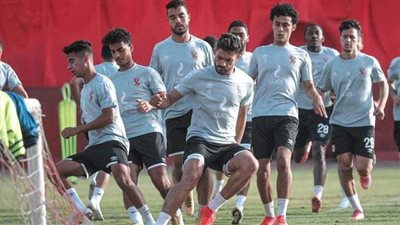 الأهلي يوافق على إعارة ثلاثي الشباب للتشيك