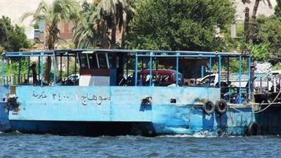 تعطل عبارة محملة بالركاب في نهر النيل بأسيوط