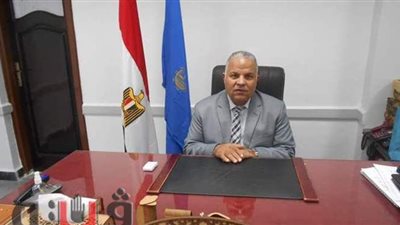 وكيل تعليم أسوان يتابع أعمال لجان تقدير درجات الشهادة الإعدادية