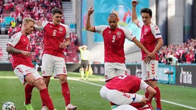 أخبار الرياضة اليوم: فوز فنلندا في يورو 2020 وتعادل ويلز مع سويسرا.. إصابة إريكسن تخلع القلوب.. إعارة ثلاثي الأهلي للتشيك