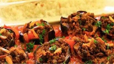 خفيفة وبزيت قليل.. طريقة عمل المسقعة باللحمة المفرومة