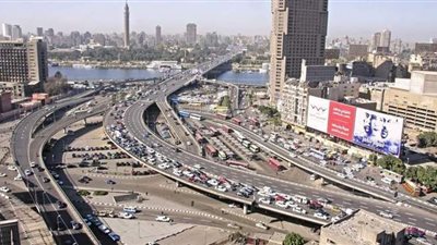 تباطؤ بحركة السيارات أعلى كوبرى أكتوبر | فيديو