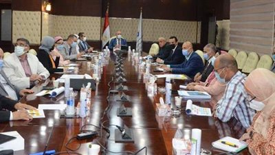 وزير الإسكان يوجه بإنجاز طلبات التصالح وعدم التفريط في حقوق الدولة