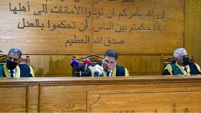 تأجيل محاكمة 