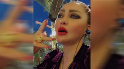 بلاغ ضد زوجة رجل أعمال شهير للإساءة إلى الصحفيين