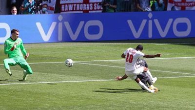 أرقام مميزة لأصحاب القميص 10 مع منتخب إنجلترا في تاريخ أمم أوروبا