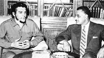 في ذكرى ميلاد جيفارا.. ثائر ناضل لنصرة الحق بالدماء.. وهذا سبب فشل ثورته في أفريقيا