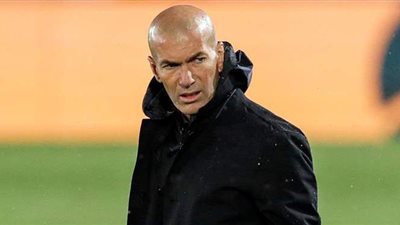 أهانه وأهان مهنته.. زيدان يوبخ صحفيا سأله عن رسالته الأخيرة لجماهير ريال مدريد | فيديو