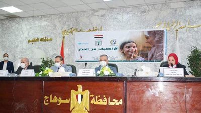 محافظ سوهاج ورئيس الجامعة يشهدان لقاء 