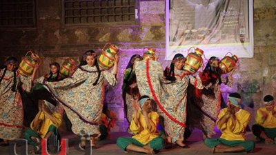 فرقة نجوم القاهرة تتألق على مسرح قبة الغوري في مهرجان الطبول | فيديو