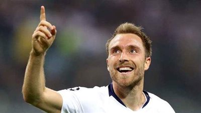 إريكسن يطمئن جماهير الكرة من المستشفى برسالة مؤثرة