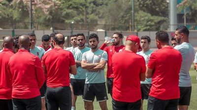 مران الأهلي| موسيماني يحاضر اللاعبين ويجتمع بمعاونيه قبل انطلاق المران