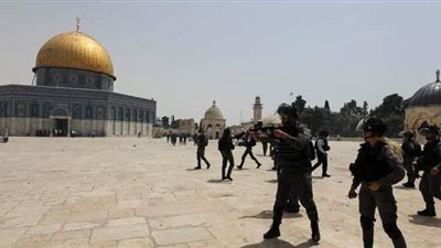 مستوطنون إسرائيليون يقتحمون المسجد الأقصى | فيديو