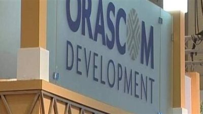 أوراسكوم توقع عقود تطوير عروض الصوت والضوء بالأهرامات