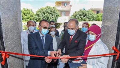 محافظ الإسكندرية: حريصون على رفع كفاءة المستشفيات والوحدات الصحية