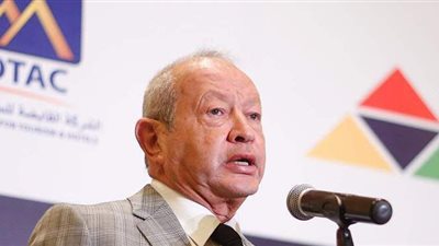 ساويرس: مشاركتنا في مشروع  تطوير الصوت والضوء نابع من حس وطني خالص| صور