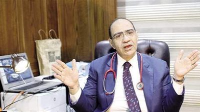 رئيس لجنة مكافحة كورونا يكشف مدى فاعلية اللقاحات الصينية | فيديو