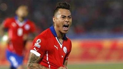 كوبا أمريكا.. فارجاس يحرز هدف التعادل لمنتخب تشيلي في مرمى الأرجنتين | فيديو