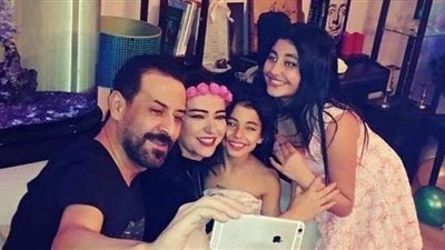 ‪ أمل عرفة تحتفل بميلاد ابنتها الـ 16 والجمهور يتفاجأ بصورتها