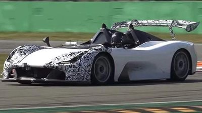 سترادال EXP بقوائم أسرع السيارات على الطرق| فيديو