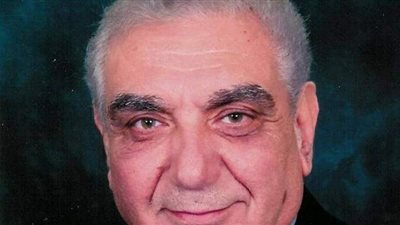 في ذكرى رحيله.. كيف أقنع وجدي الحكيم أم كلثوم بإجراء أول حوار إذاعي ولماذا سخر عبد الوهاب منه