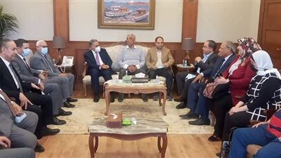 محافظ بورسعيد يستقبل وفد لجنة الإدارة المحلية بالبرلمان