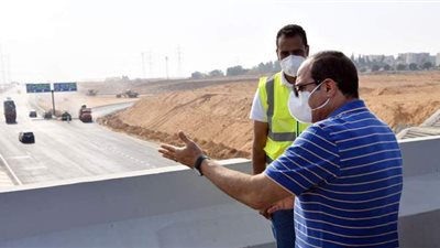 زمن السيسي.. أرقام الرئيس × 7 سنوات.. تنفيذ 1000 مشروع لتحقيق العدالة الاجتماعية.. سكن كريم للغلابة.. وانخفاض معدل الفقر