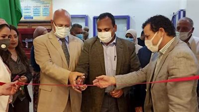 افتتاح معرض همسات بصرية لطلاب كلية الفنون التطبيقية بجامعة بنها