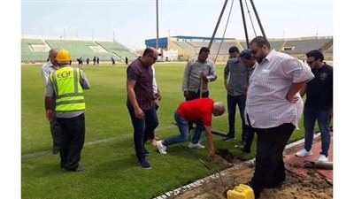 بدء عمل مجسات واختبارات التربة لاستاد المصري | صور