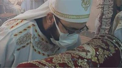 قداس عيد تذكار نقل أعضاء الشهيد أبو سيفين بكنيسة العذراء مريم بإسنا | صور