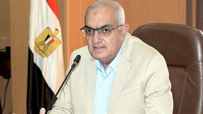 رئيس جامعة المنصورة يتابع التجهيزات النهائية لتطوير وتحديث الوحدات الطبية