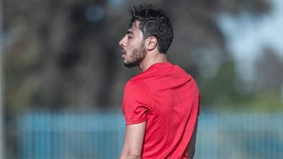 دوري أبطال إفريقيا | أكرم توفيق ينتظم في مران الأهلي بتونس