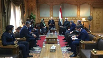 وكيل الأزهر يستقبل ممثل المجلس الأعلى لحقوق الإنسان بجمهورية أوزبكستان
