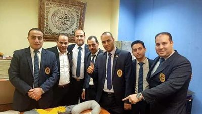 تصرفها أثار الشك.. ضبط 6 كجم ماريجوانا بحوزة راكبة بمطار شرم الشيخ | صور