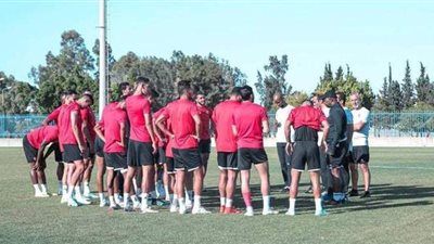 سفير مصر بتونس: الروح المعنوية للاعبي الأهلي مرتفعة.. وهذا شرط حضور جماهير الترجي