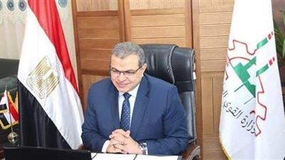 القوى العاملة: تعيين 273 شابا في دمياط