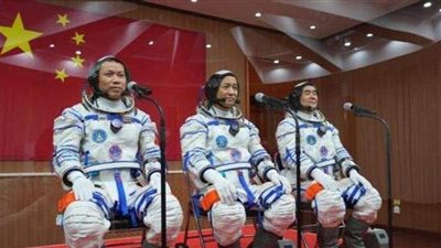تفاصيل وصول 3 رواد إلى محطة الفضاء الصينية الجديدة