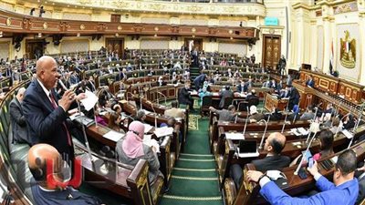 سؤال برلماني بشأن اعتماد لقاح 