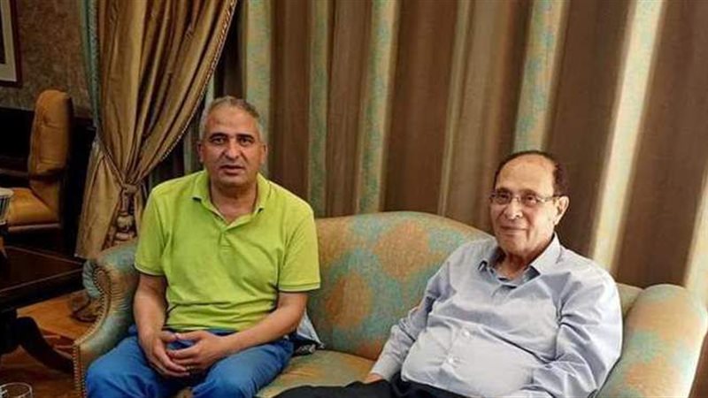 الوزير الأسبق محمود